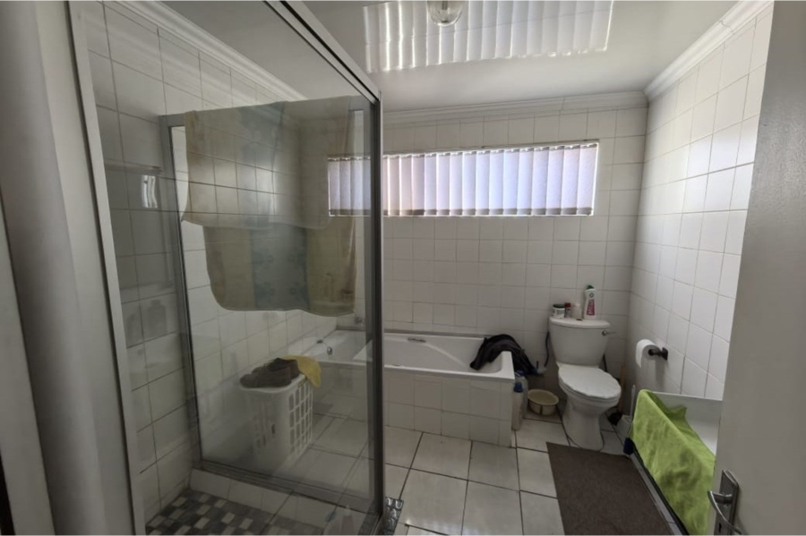 5 Bedroom Property for Sale in Hadison Park Northern Cape
